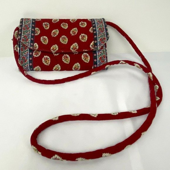 Women's Vera Bradley Designs Vintage Red With Leaf and Floral Wallet Purse - Picture 1 of 12